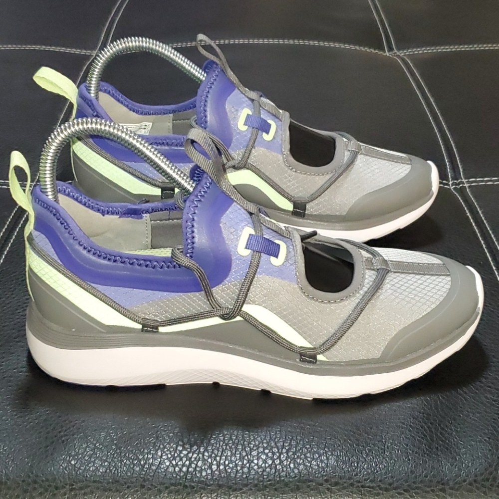 Vionic Giselle sneakers